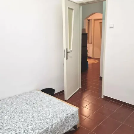 Ubytování v soukromí Single In T4 Cacilas *