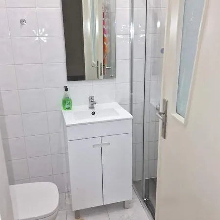 Ubytování v soukromí Single In T4 Cacilas